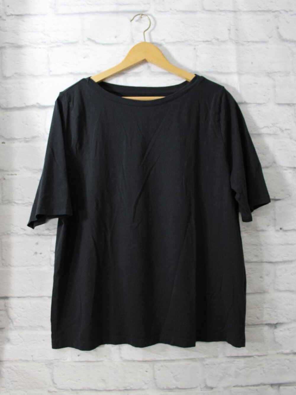 Lands' End Extra Large Black Round Neck Shortsleeve Tee Simple Basic Classic